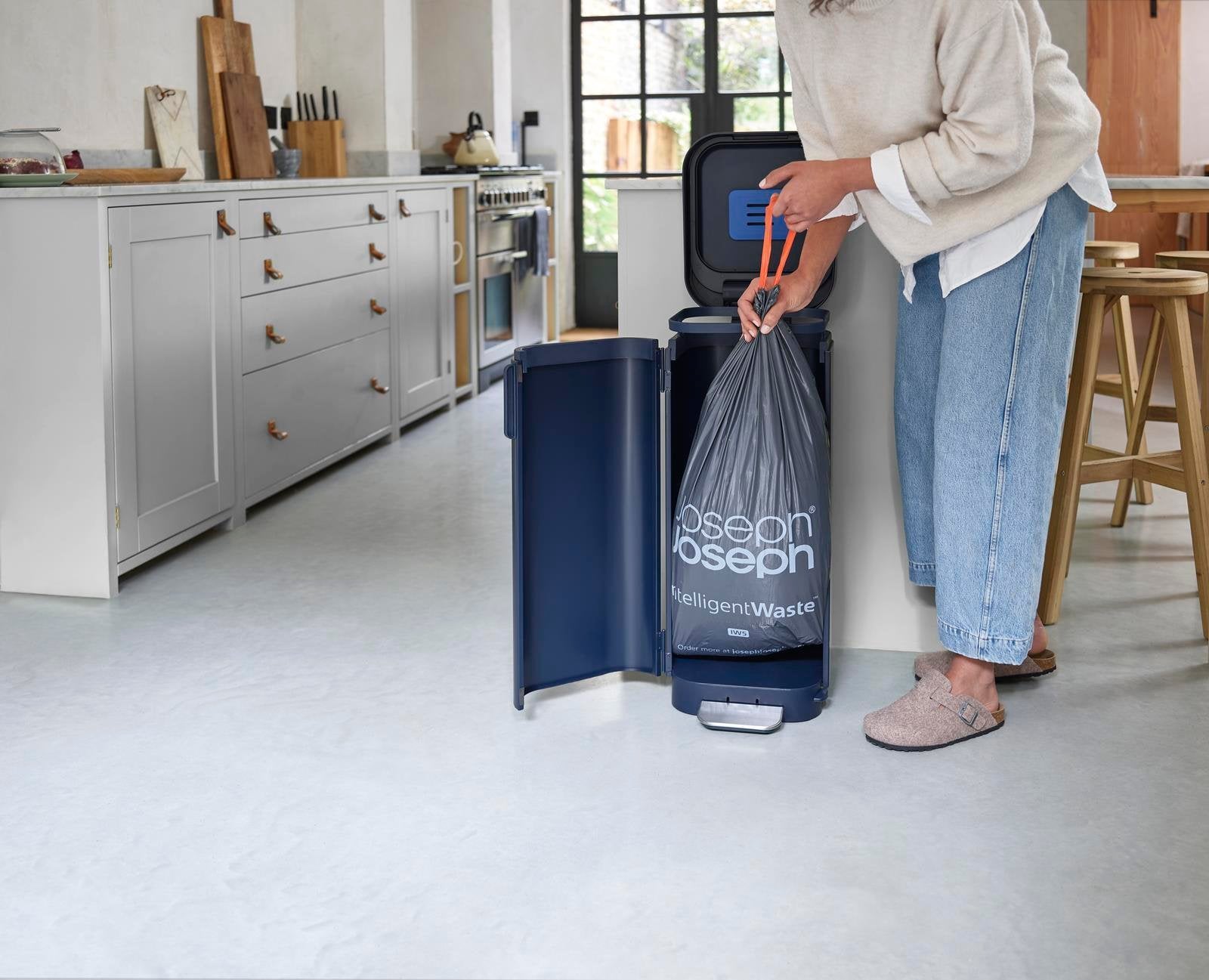 Joseph Joseph Porta  40L Kolay Boşaltılabilen Pedallı Çöp Kovası