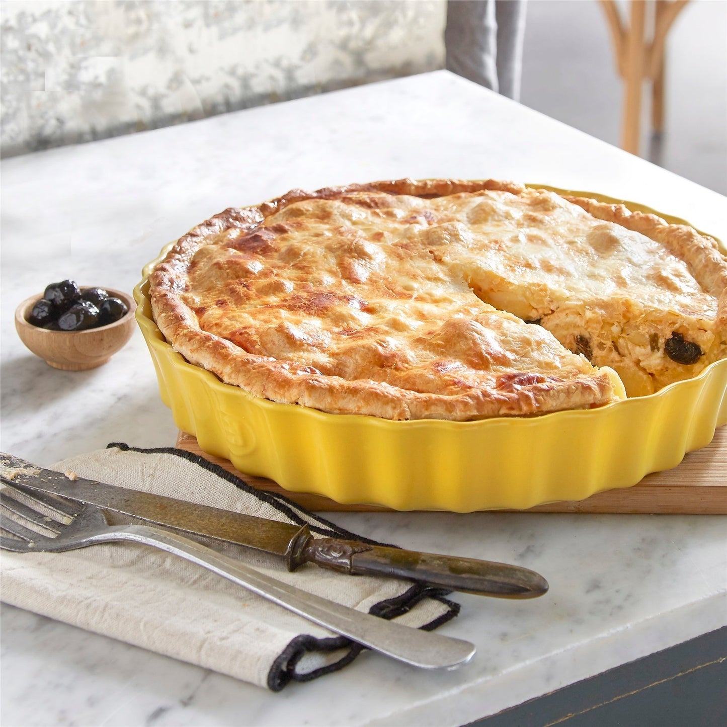 Emile Henry Tart-Börek-Fırın Kabı Yuvarlak 32 cm
