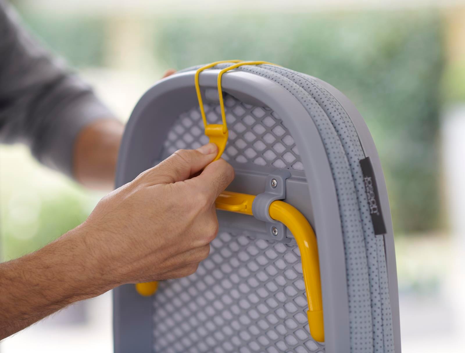 Joseph Joseph Pocket Katlanır Seyahat Ütü Masası